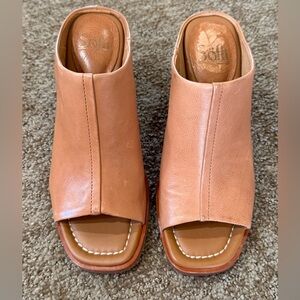 Sofft Safire Leather Peep-Toe Mules - Luggage Tan - Sz 7.5